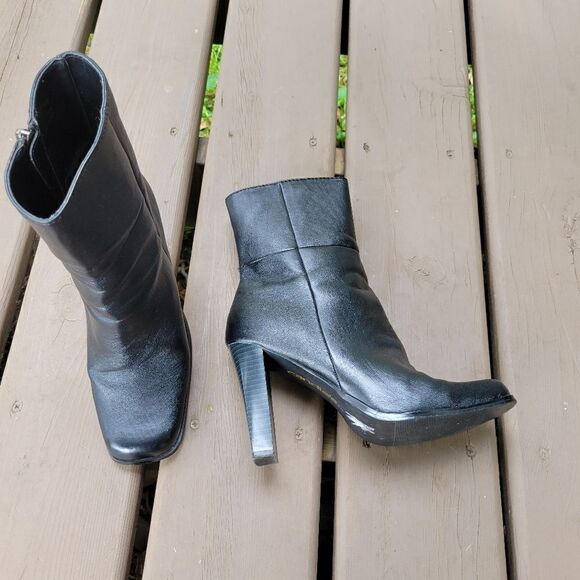 Vintage 90s y2k Candie's Bratz Black Faux Leather Square Toe Chunky Heel Boots - Picture 9 of 9